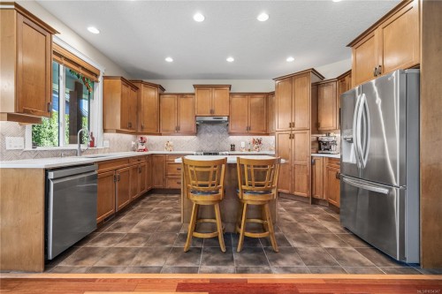 940 Heritage Meadow Dr, Campbell River, BC 