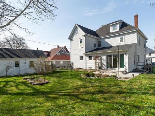 17 Porter Street, Yarmouth, NS 