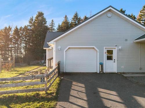 935 Brookside Road, Upper Brookside, NS 