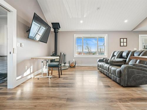 935 Brookside Road, Upper Brookside, NS 