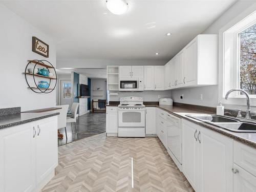 9 Punch Bowl Drive, Halifax, NS 
