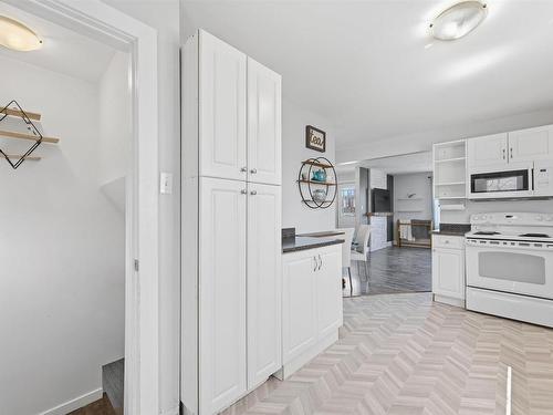 9 Punch Bowl Drive, Halifax, NS 