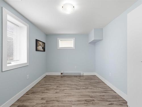 9 Punch Bowl Drive, Halifax, NS 