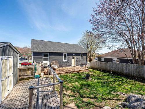 9 Punch Bowl Drive, Halifax, NS 