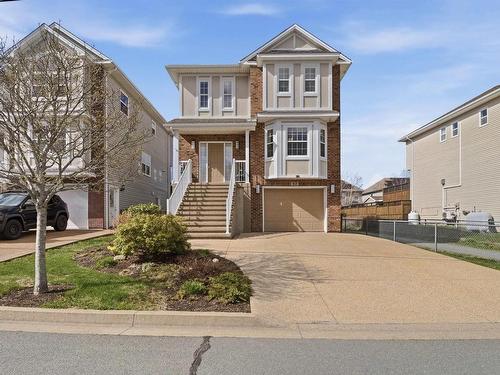 43 Fathom Court  Halifax, NS B3M 0A7