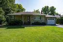230 Lake Ave, Lac Du Bonnet, MB 
