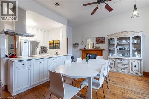 212 Bay Street S, Hamilton, ON - Indoor Photo Showing Dining Room