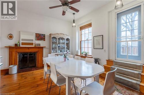 212 Bay Street S, Hamilton, ON - Indoor Photo Showing Dining Room