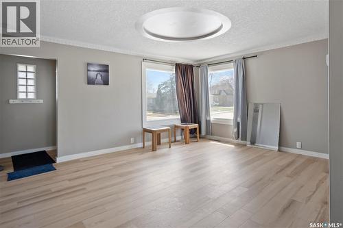 978 Lindsay Street, Regina, SK - Indoor