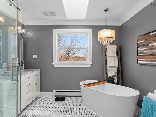 60 Lakeridge Crescent, Dartmouth, NS 