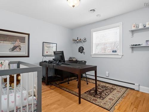 60 Lakeridge Crescent, Dartmouth, NS 