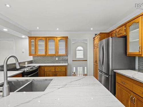 52 Madison Drive, Bedford, NS 