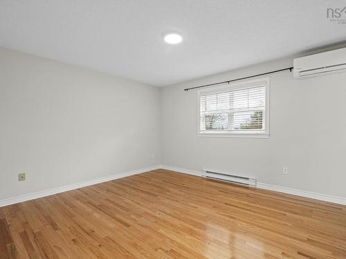 52 Madison Drive, Bedford, NS 
