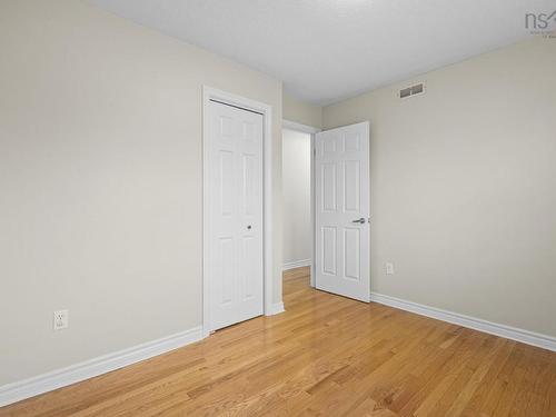 52 Madison Drive, Bedford, NS 
