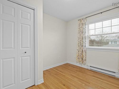 52 Madison Drive, Bedford, NS 
