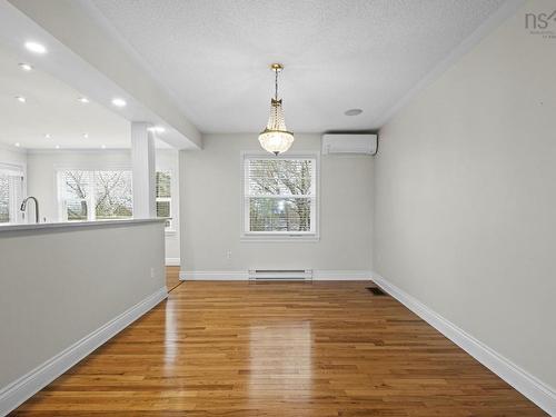 52 Madison Drive, Bedford, NS 