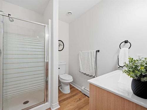 5 Azita, Bedford, NS 