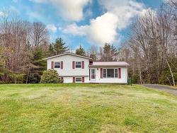 110 Bluenose Avenue  Pleasantville, NS B0R 1G0