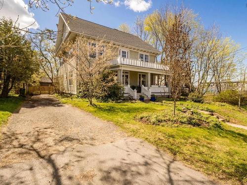 12 Linden Avenue, Wolfville, NS 