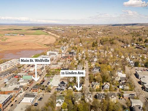 12 Linden Avenue, Wolfville, NS 