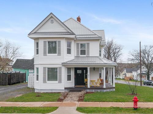 477 Nelson Street  New Glasgow, NS B2H 3C6