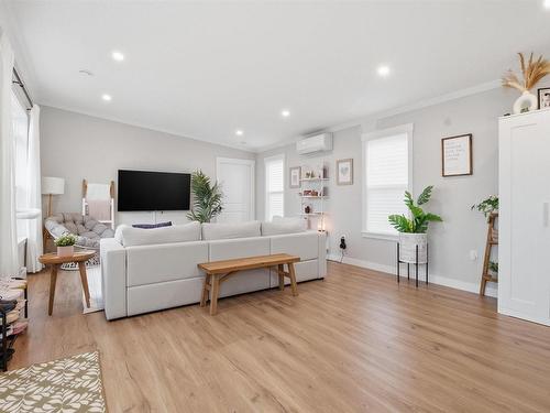 2 Helmsley Crescent, Elmsdale, NS 