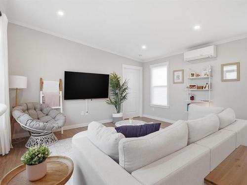 2 Helmsley Crescent, Elmsdale, NS 