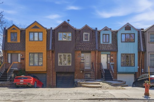 2074 Rue Delisle  Montréal (Le Sud-Ouest), QC H3J 1K2