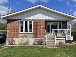 1805 Rue des Saules  Rivière-Rouge, QC J0T 1T0