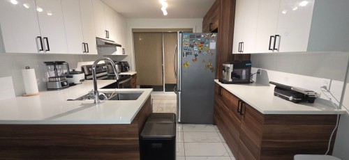 Kitchen - 1971 Rue Préfontaine, Longueuil (Le Vieux-Longueuil), QC - Indoor Photo Showing Kitchen