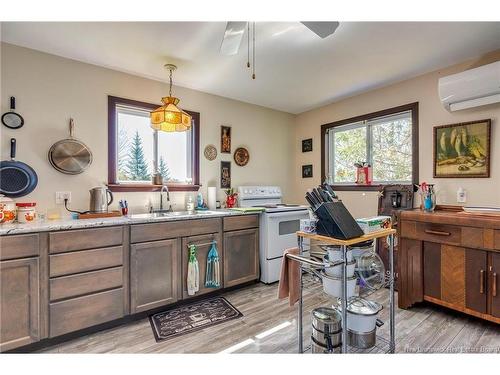 111 Mckay Loop Rd, Pennfield, NB 