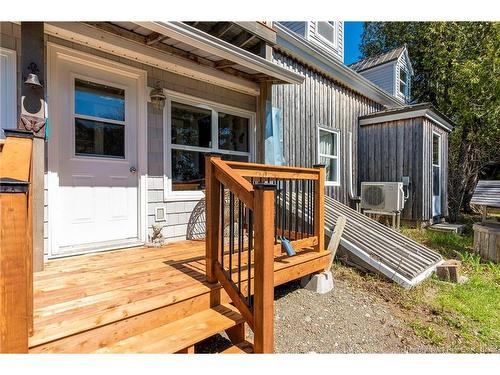 111 Mckay Loop Rd, Pennfield, NB 