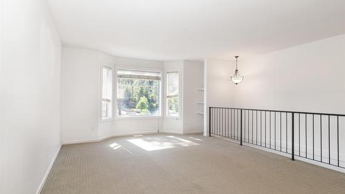 477 Clifton Road, Kelowna, BC - Indoor Photo Showing Other Room