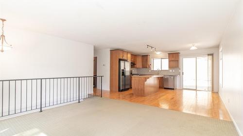 477 Clifton Road, Kelowna, BC - Indoor