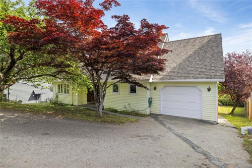 618 Beach Dr, Nanaimo, BC 