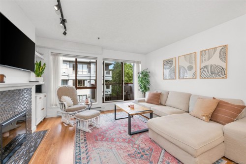 409-520 Dunedin St  Victoria, BC V8T 2L6