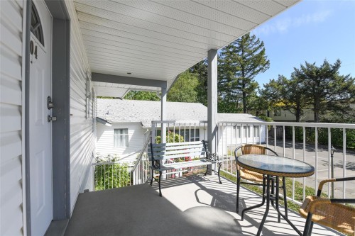 204-220 Back Rd, Courtenay, BC - Outdoor With Exterior