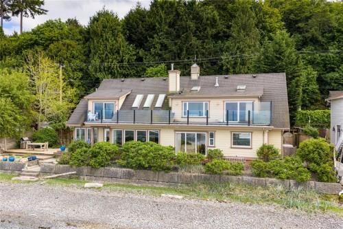 2995 Island Hwy West, Qualicum Beach, BC 