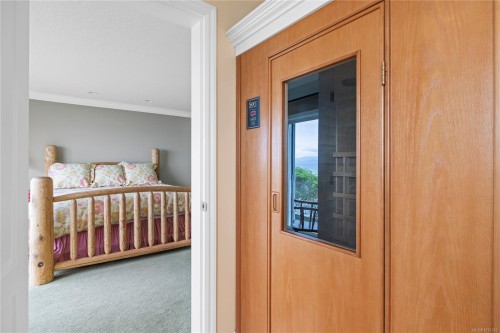 2995 Island Hwy West, Qualicum Beach, BC 