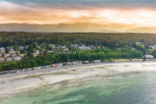2995 Island Hwy West, Qualicum Beach, BC 