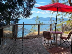 3803 Cutlass Crt Pender Island, BC V0N 2M2
