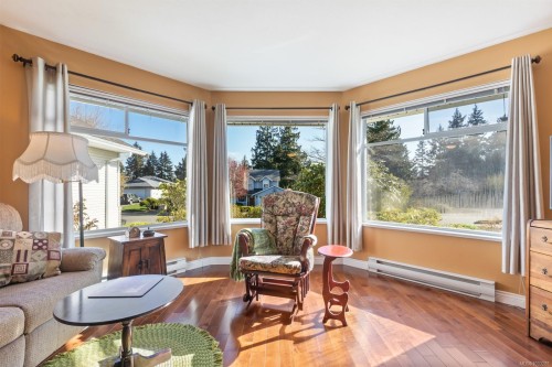 2188 Cardinal Pl, Comox, BC 
