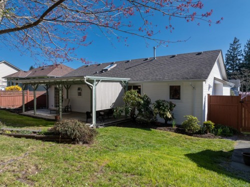 2188 Cardinal Pl, Comox, BC 