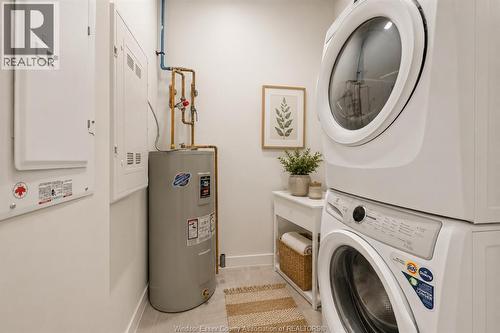 3160 Meadowbrook Lane Unit# 310, Windsor, ON - Indoor Photo Showing Laundry Room