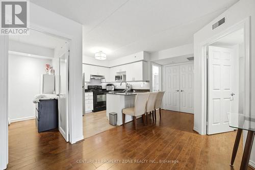 306 - 1440 Bishops Gate, Oakville, ON - Indoor