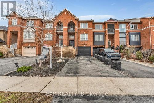 97 WINNERS CIRCLE  Brampton, ON L7A 1M2
