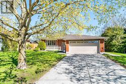 52 SANDERLING CRESCENT Kawartha Lakes (Lindsay), ON K9V 4N2