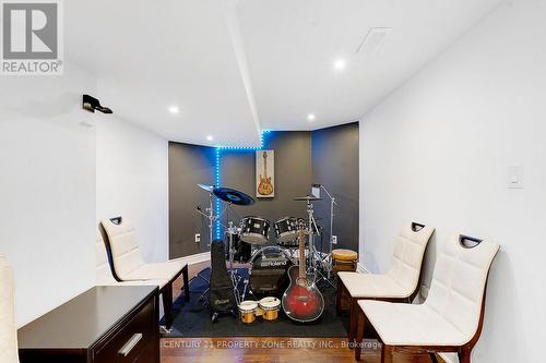30 Grouse Lane, Brampton, ON - Indoor