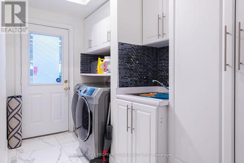 30 Grouse Lane, Brampton, ON - Indoor Photo Showing Laundry Room