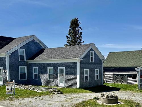 1663 Highway 3, East Pubnico, NS 